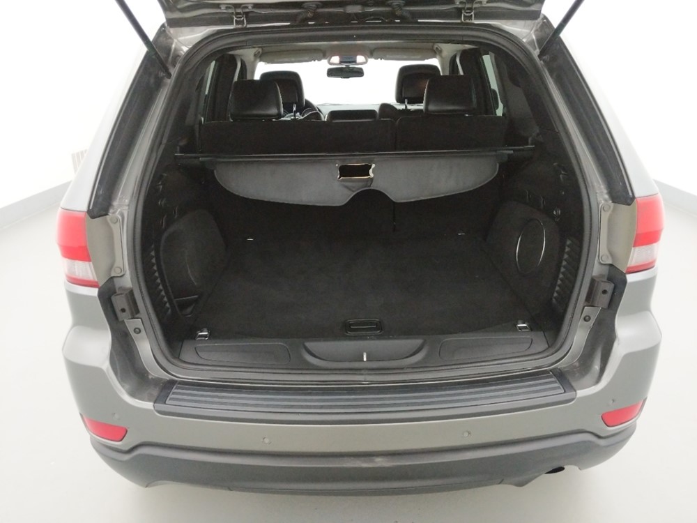 2011 Jeep Grand Cherokee - Trunk