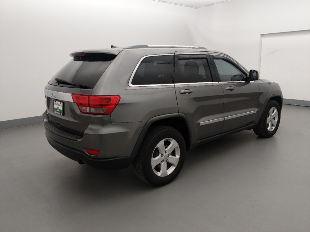 2011 Jeep Grand Cherokee - Passenger Rear Side