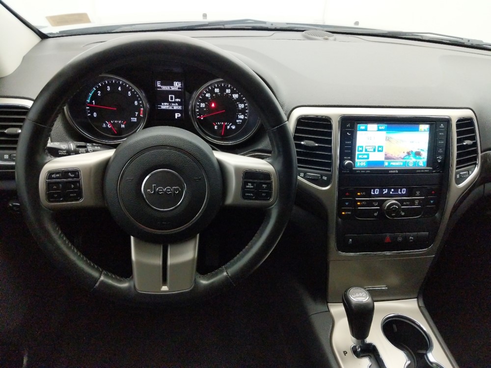 2011 Jeep Grand Cherokee - Driver Dash
