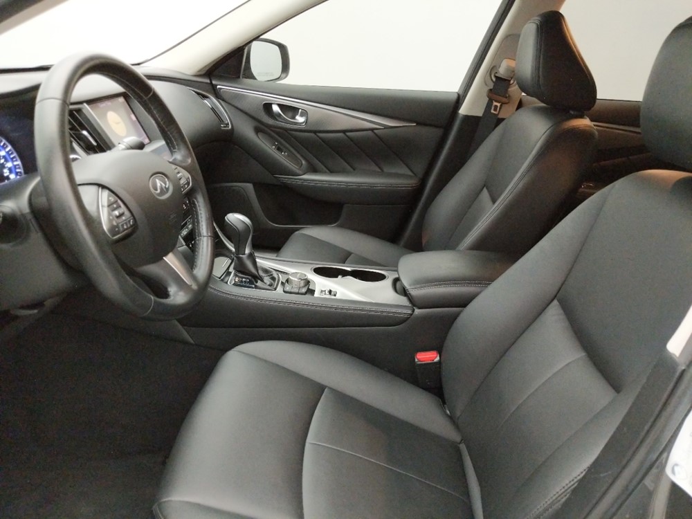 2015 INFINITI Q50 - Driver Front Seat