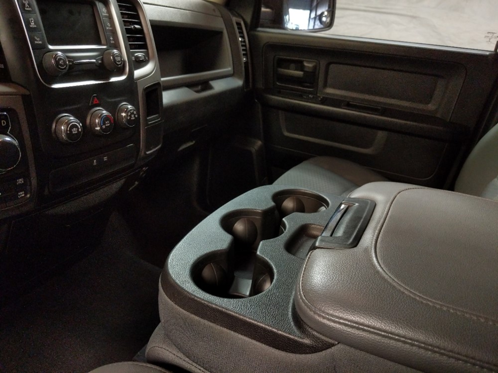 2016 Dodge Ram 1500 - Center Console/Cup Holders
