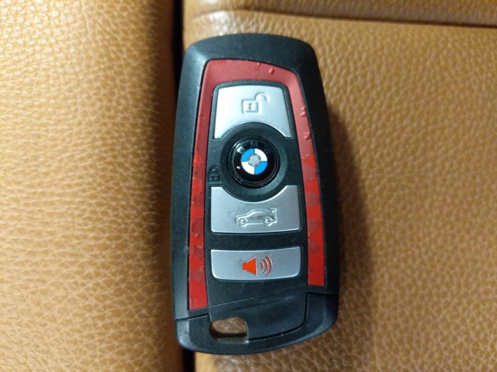 2017 BMW 330i - Keys