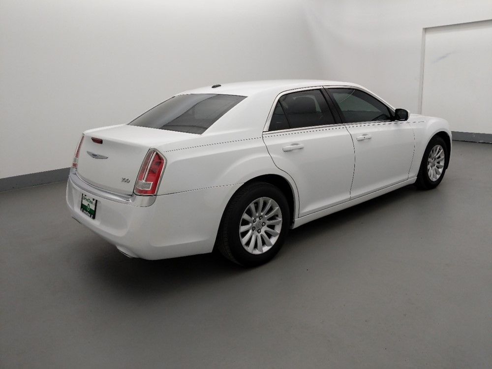 2014 Chrysler 300 - Passenger Rear Side