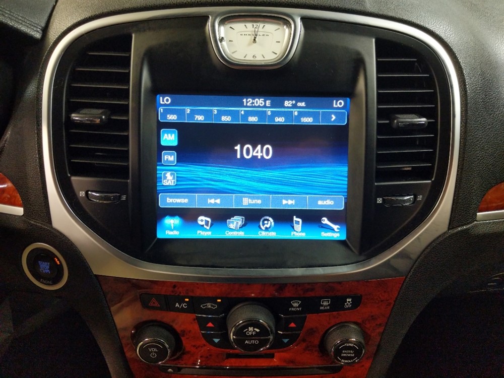 2014 Chrysler 300 - Stereo Package