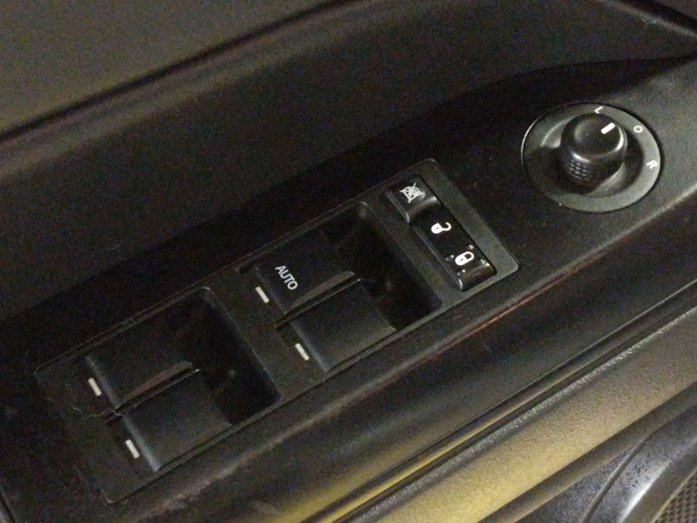 2016 Jeep Patriot - Driver Power Windows/Lock Control
