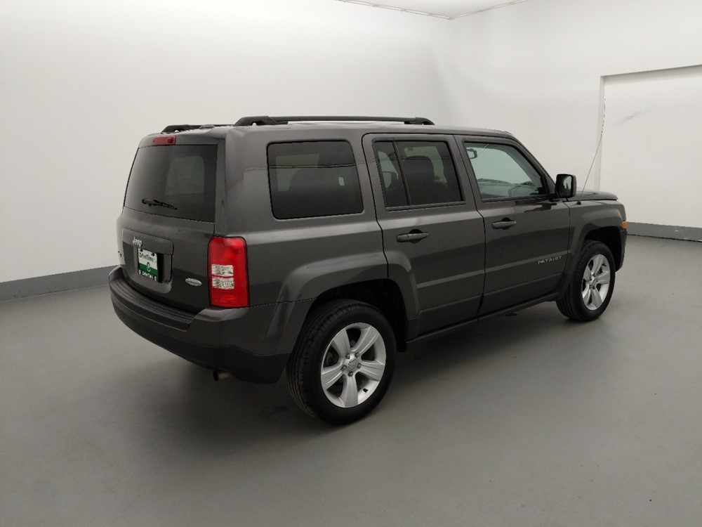 2016 Jeep Patriot - Passenger Rear Side