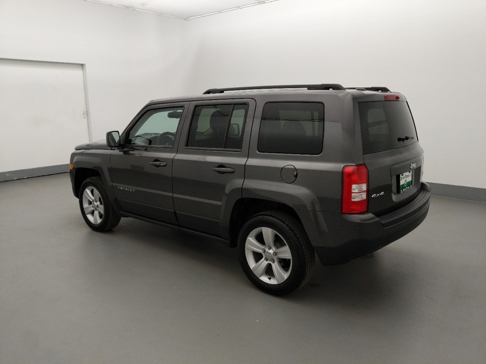 2016 Jeep Patriot - Driver Rear Side