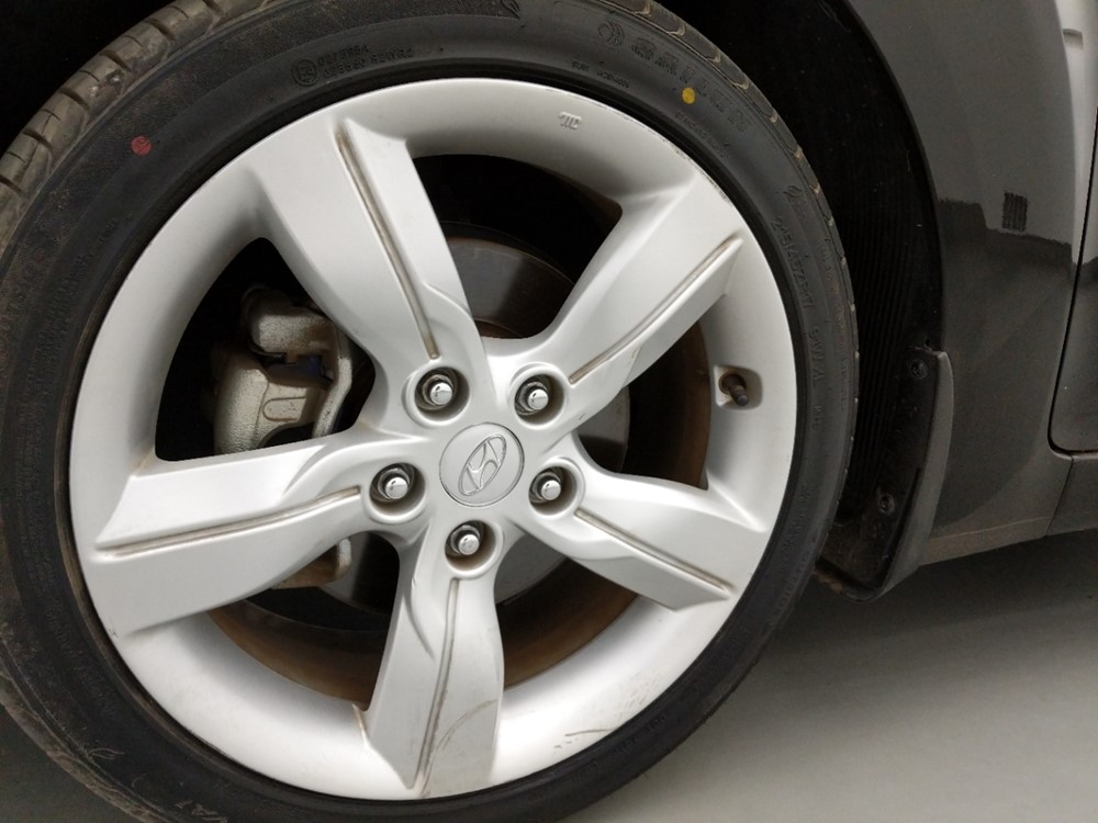 2014 Hyundai Veloster - Wheel