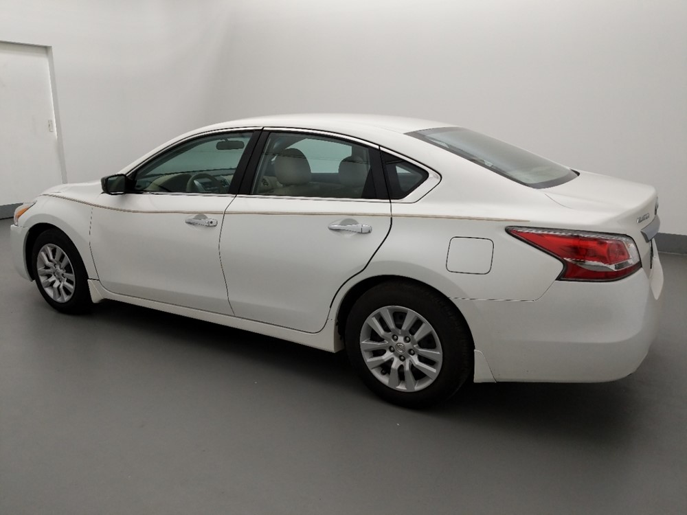 2015 Nissan Altima - Driver Rear Side