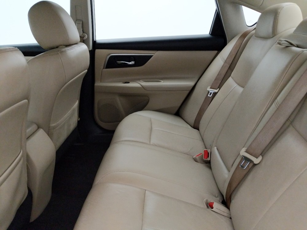 2015 Nissan Altima - Driver Rear Seat