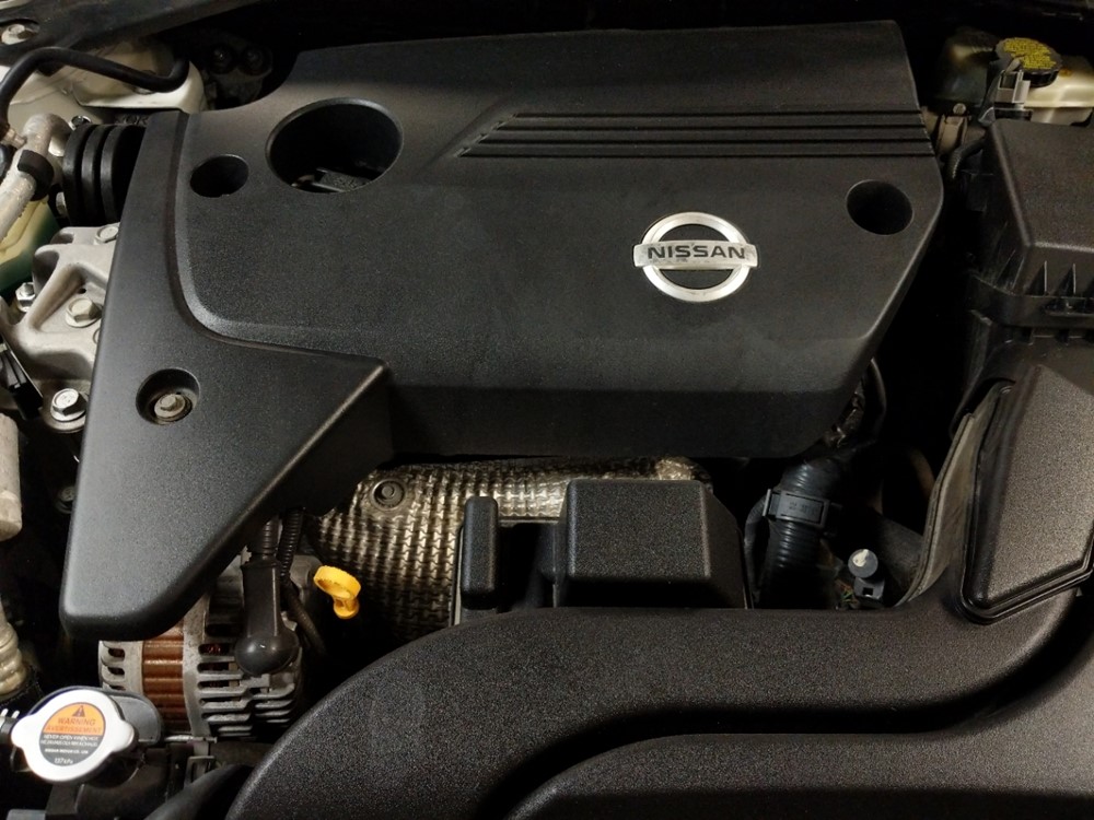 2015 Nissan Altima - Engine