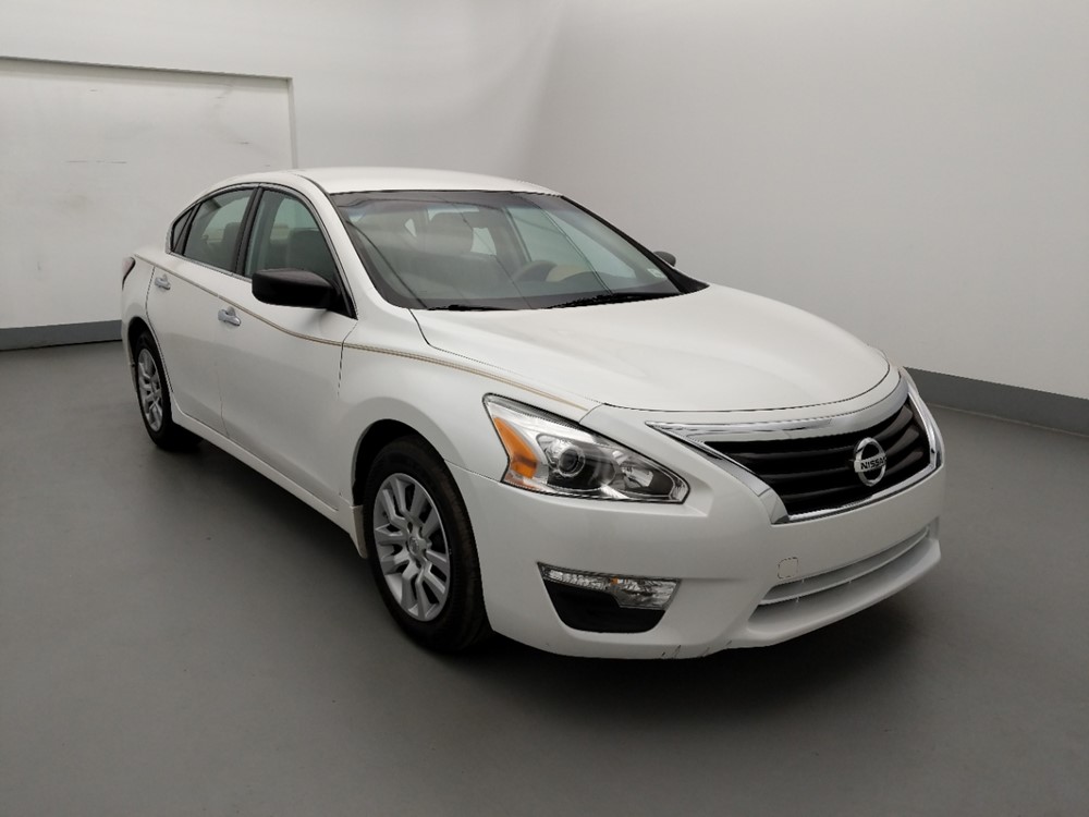 2015 Nissan Altima - Passenger Front Bumper