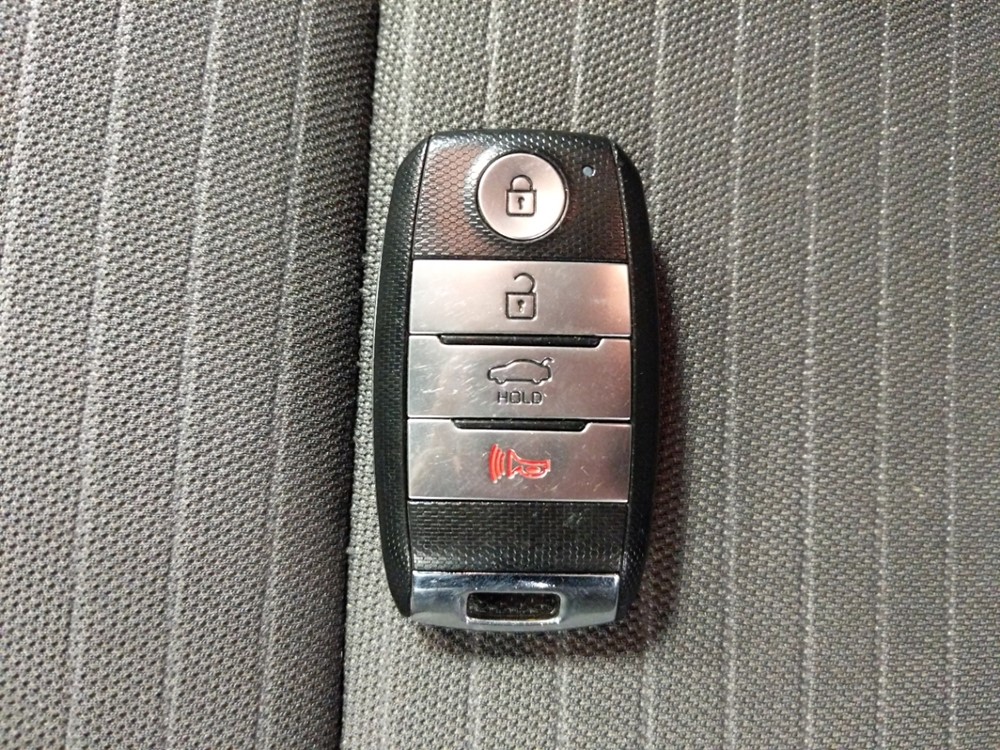 2016 Kia Forte - Keys