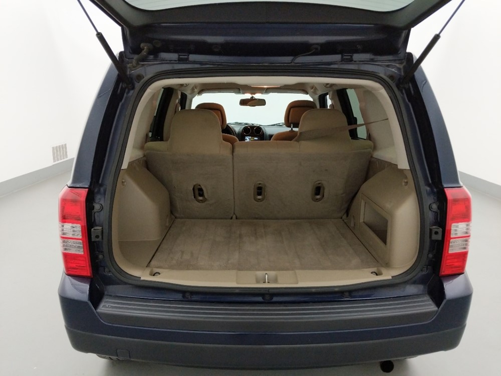 2014 Jeep Patriot - Trunk