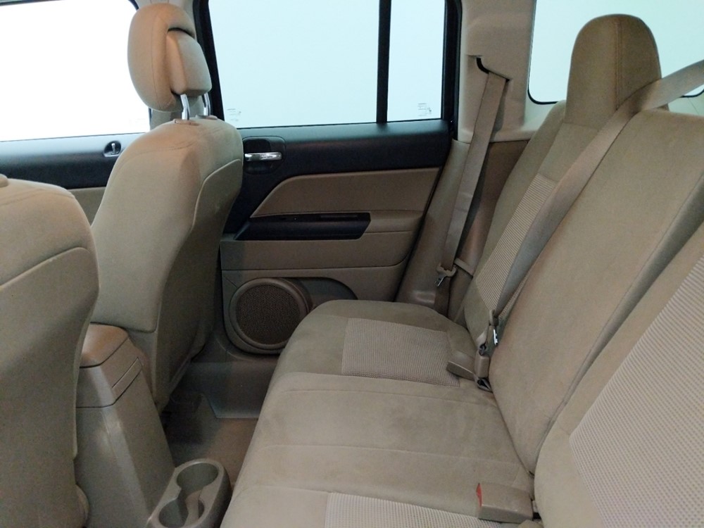 2014 Jeep Patriot - Driver Rear Seat