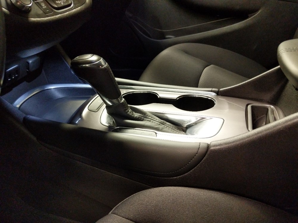 2018 Chevrolet Malibu - Center Console/Cup Holders