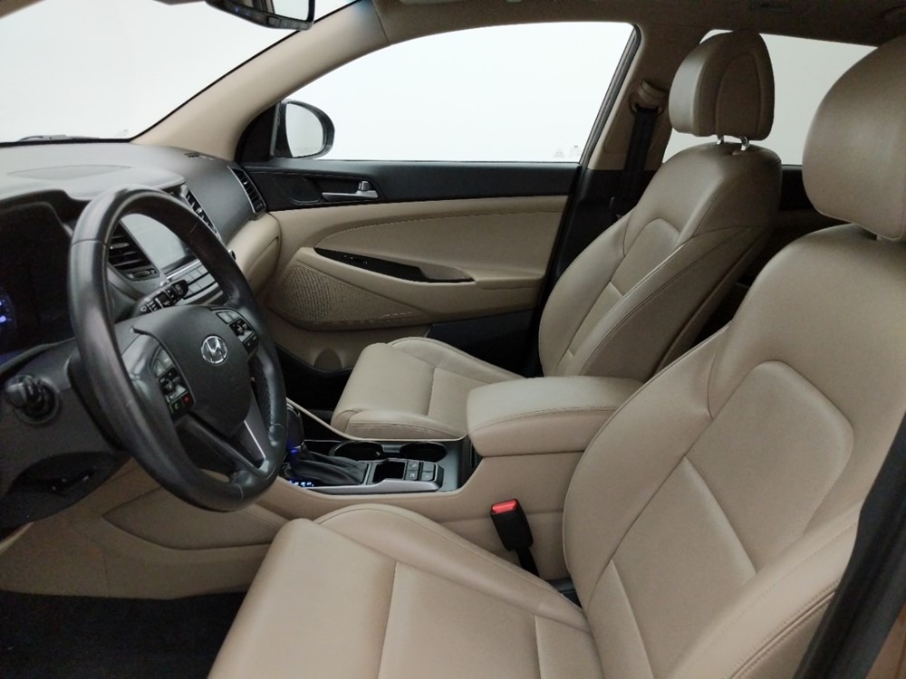 2016 Hyundai Tucson - Driver Front Seat