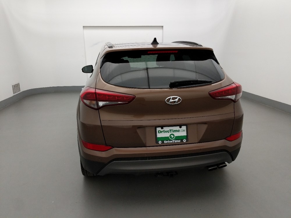 2016 Hyundai Tucson - Driver Rear Trunk