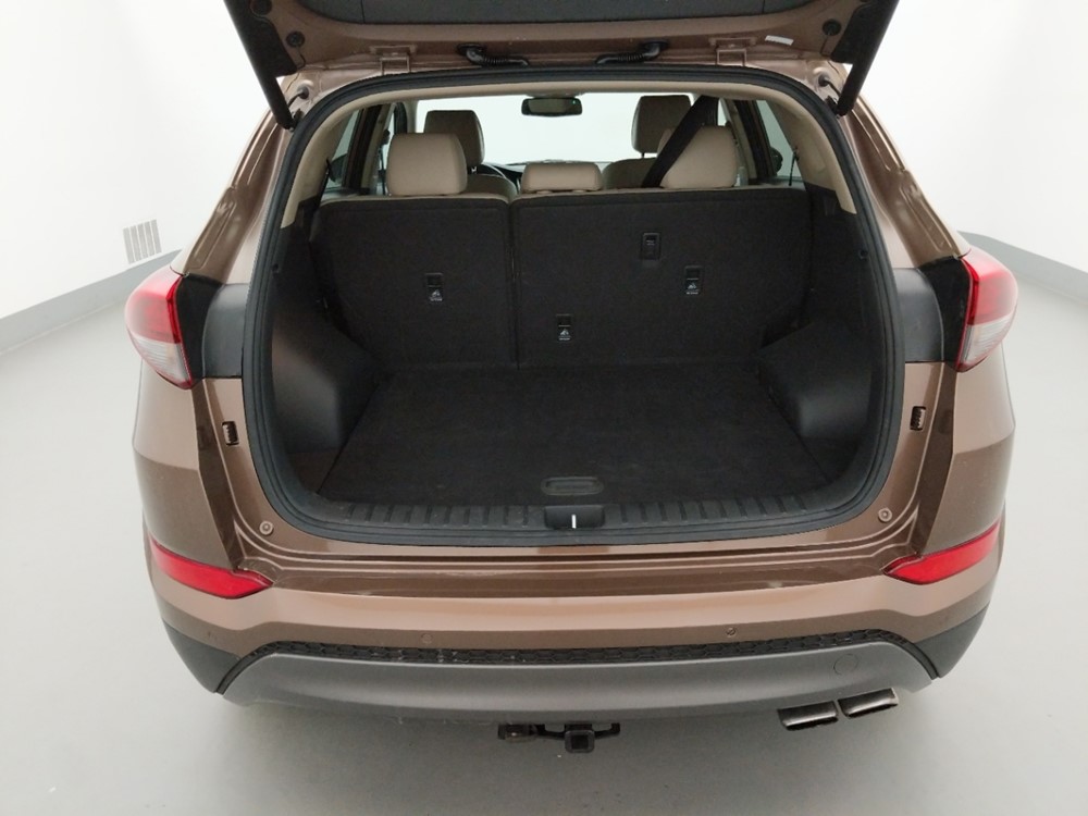 2016 Hyundai Tucson - Trunk