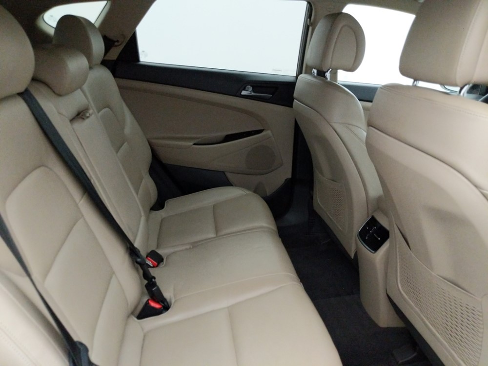 2016 Hyundai Tucson - Passenger Rear Seat