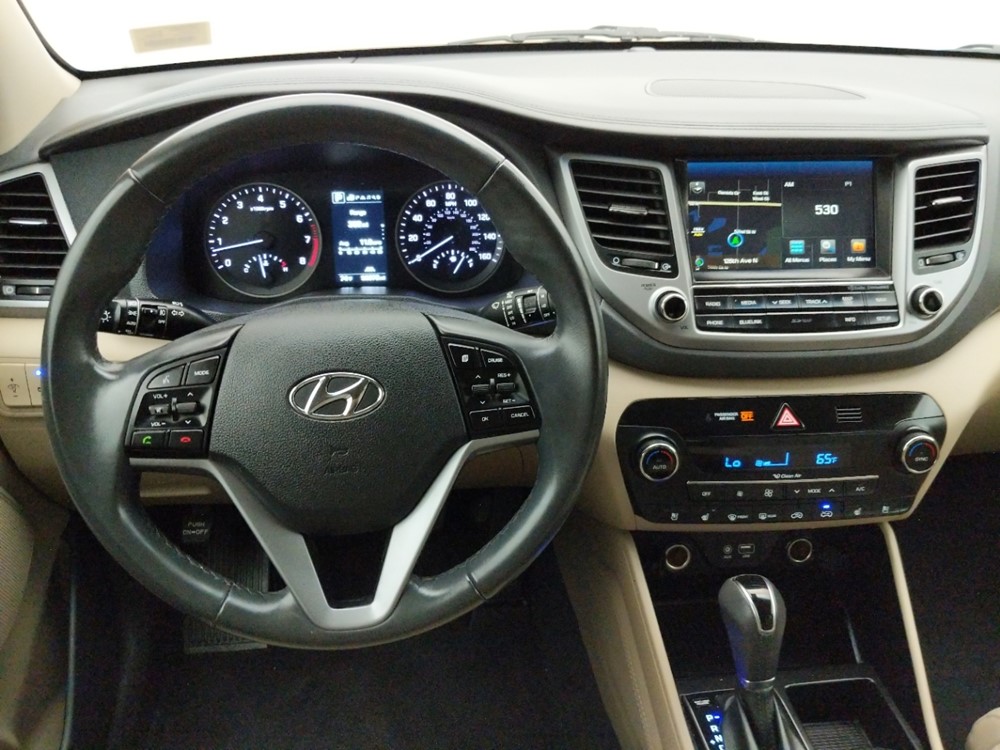 2016 Hyundai Tucson - Driver Dash