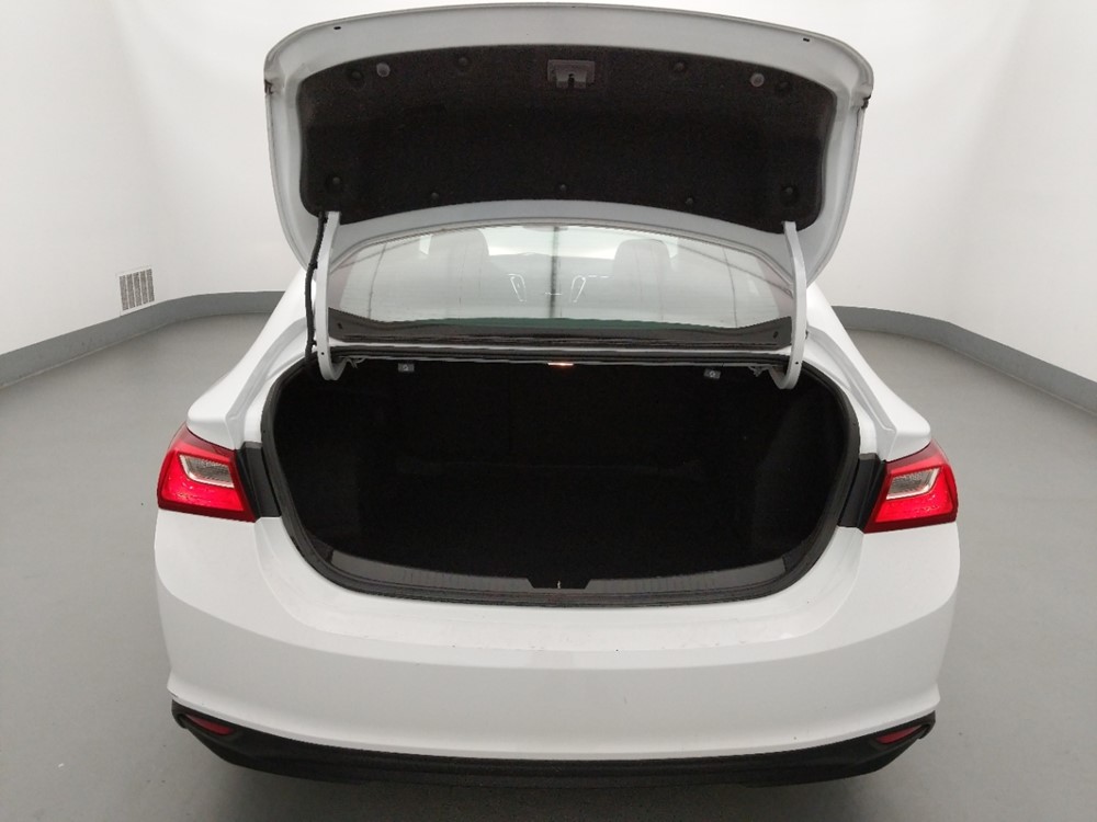 2017 Chevrolet Malibu - Trunk
