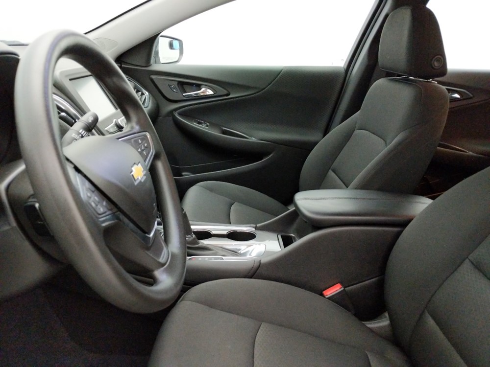 2017 Chevrolet Malibu - Driver Front Seat