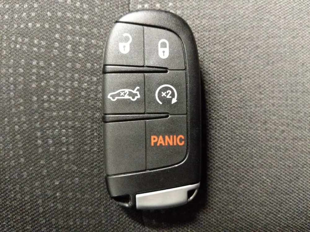 2016 Chrysler 200 - Keys