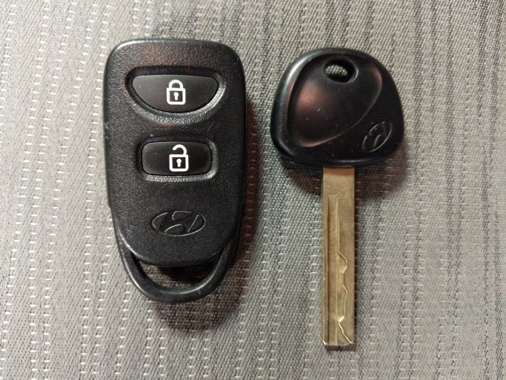 2017 Hyundai Accent - Keys