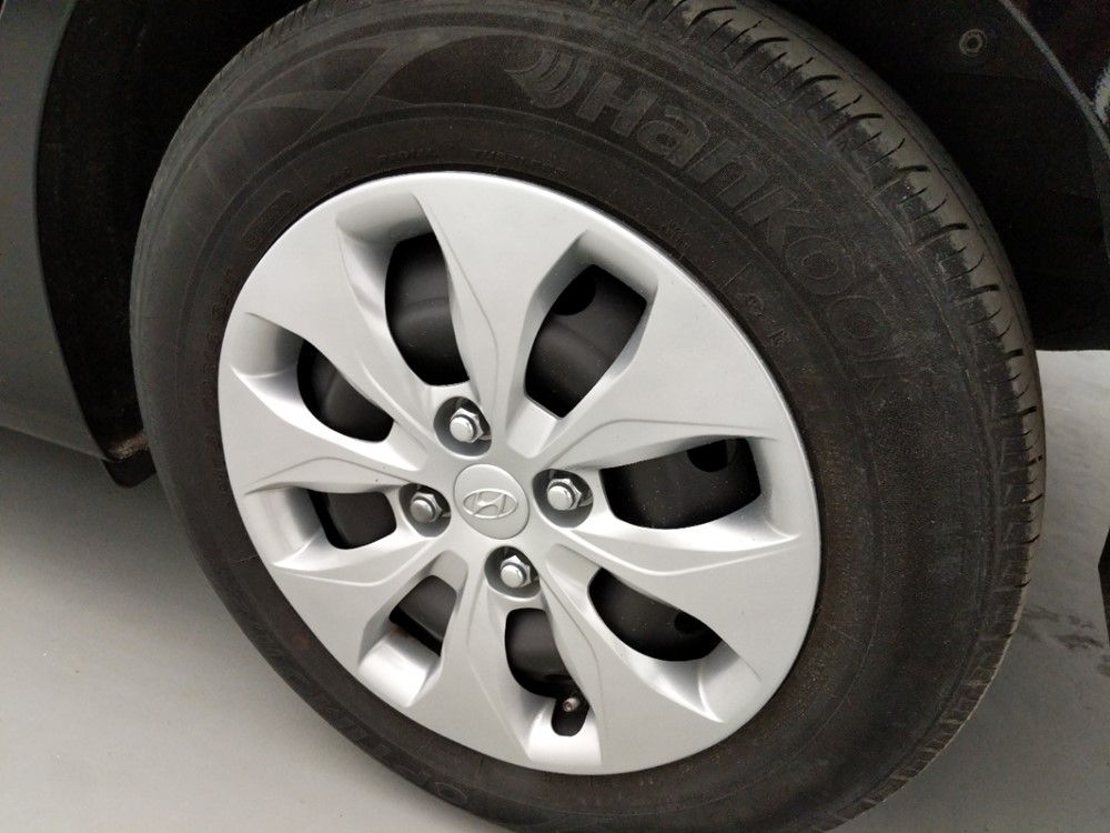 2017 Hyundai Accent - Wheel