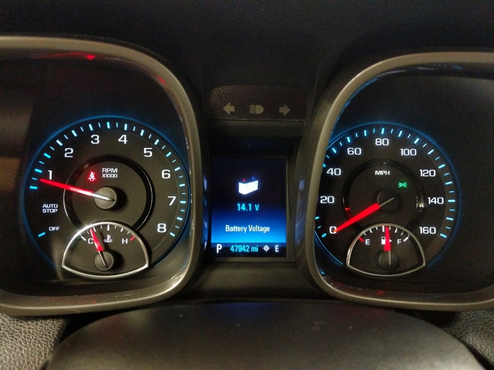 2015 Chevrolet Malibu - Odometer Close Up