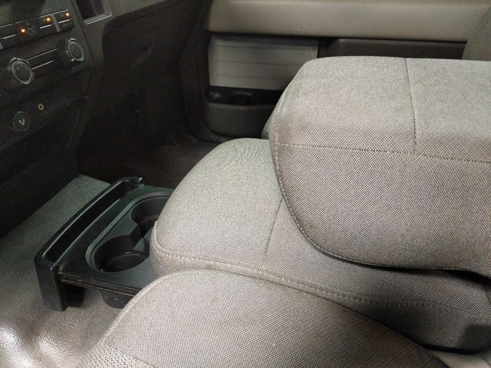 2010 Ford F-150 - Center Console/Cup Holders