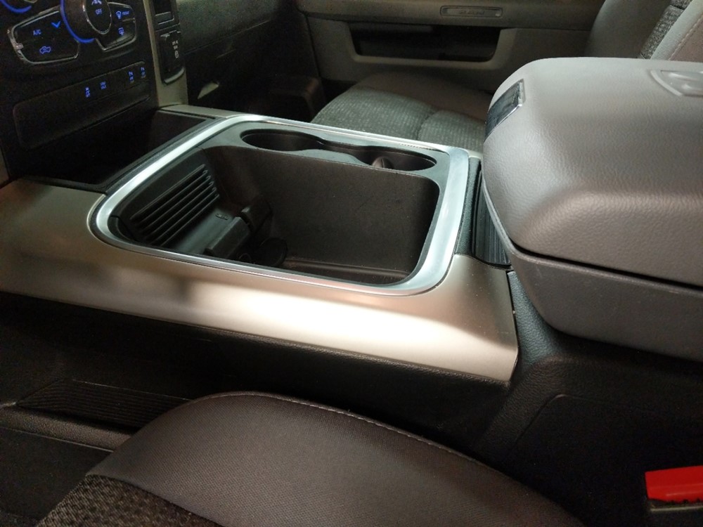 2016 Dodge Ram 1500 - Center Console/Cup Holders