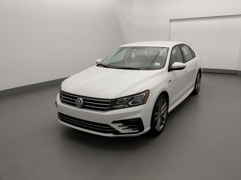Used 2018 Volkswagen Passat Driver Front Bumper