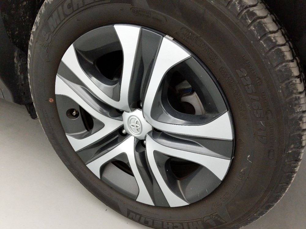 2018 Toyota RAV4 - Wheel