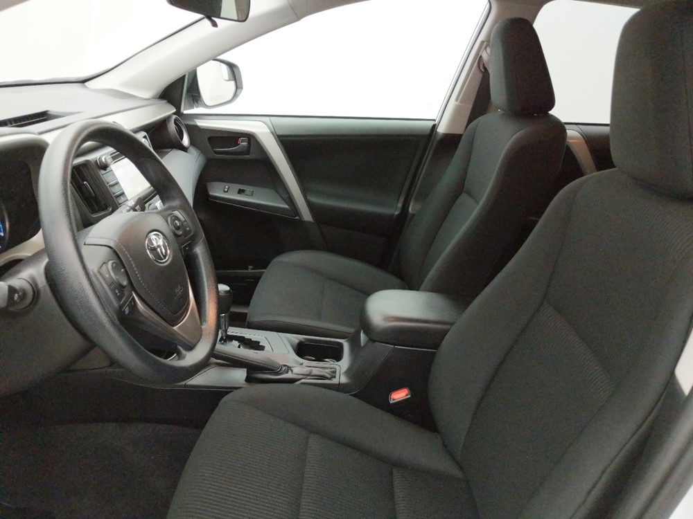 2018 Toyota RAV4 - Driver Front Seat