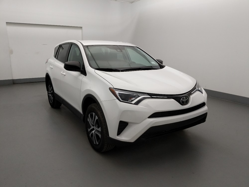 2018 Toyota RAV4 - Passenger Front Bumper