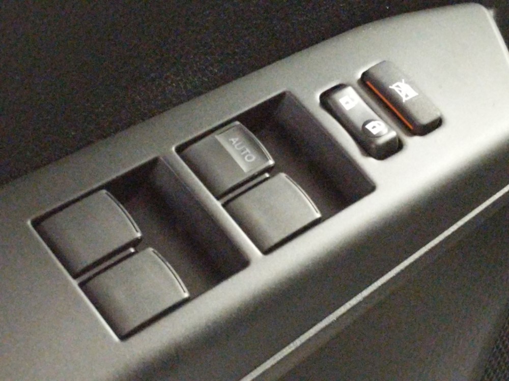 2018 Toyota RAV4 - Driver Power Windows/Lock Control