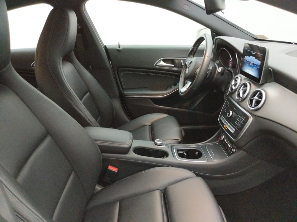 2018 Mercedes-Benz CLA250 - Passenger Front Seat