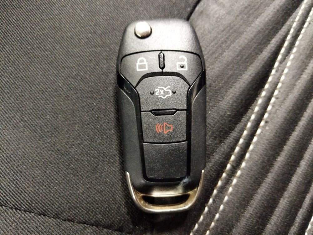 2016 Ford Fusion - Keys