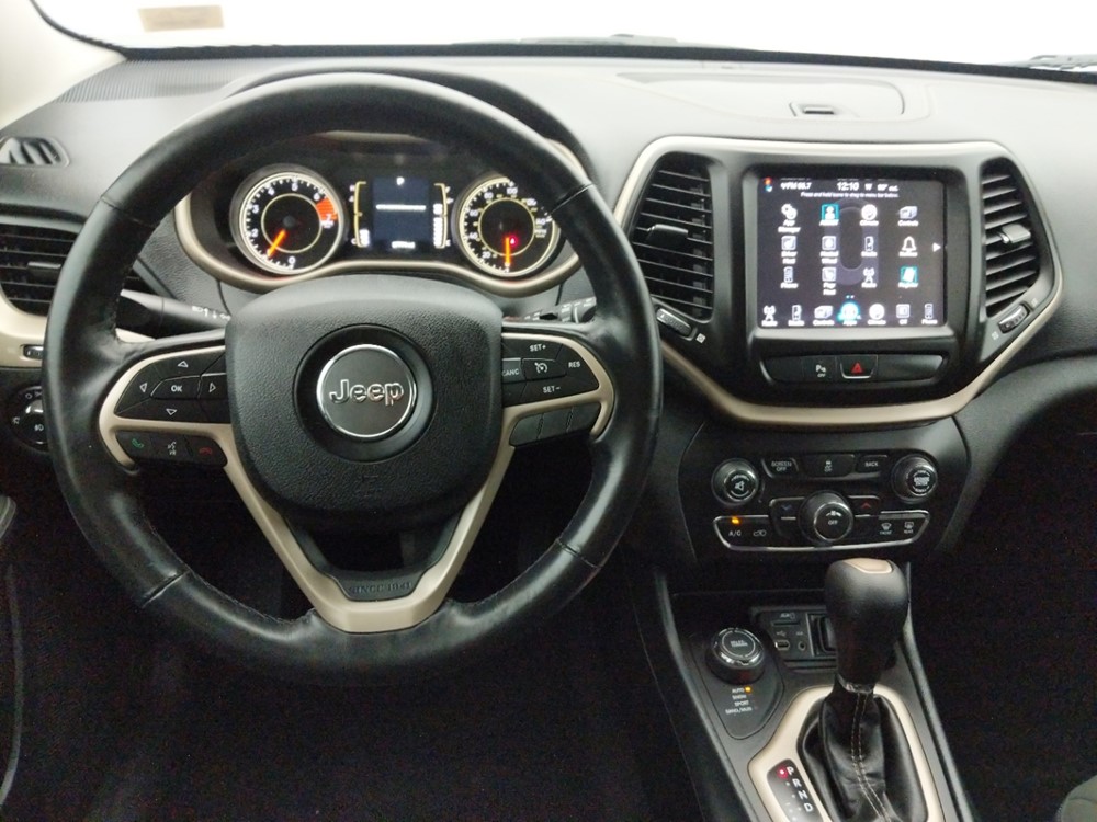 2016 Jeep Cherokee - Driver Dash