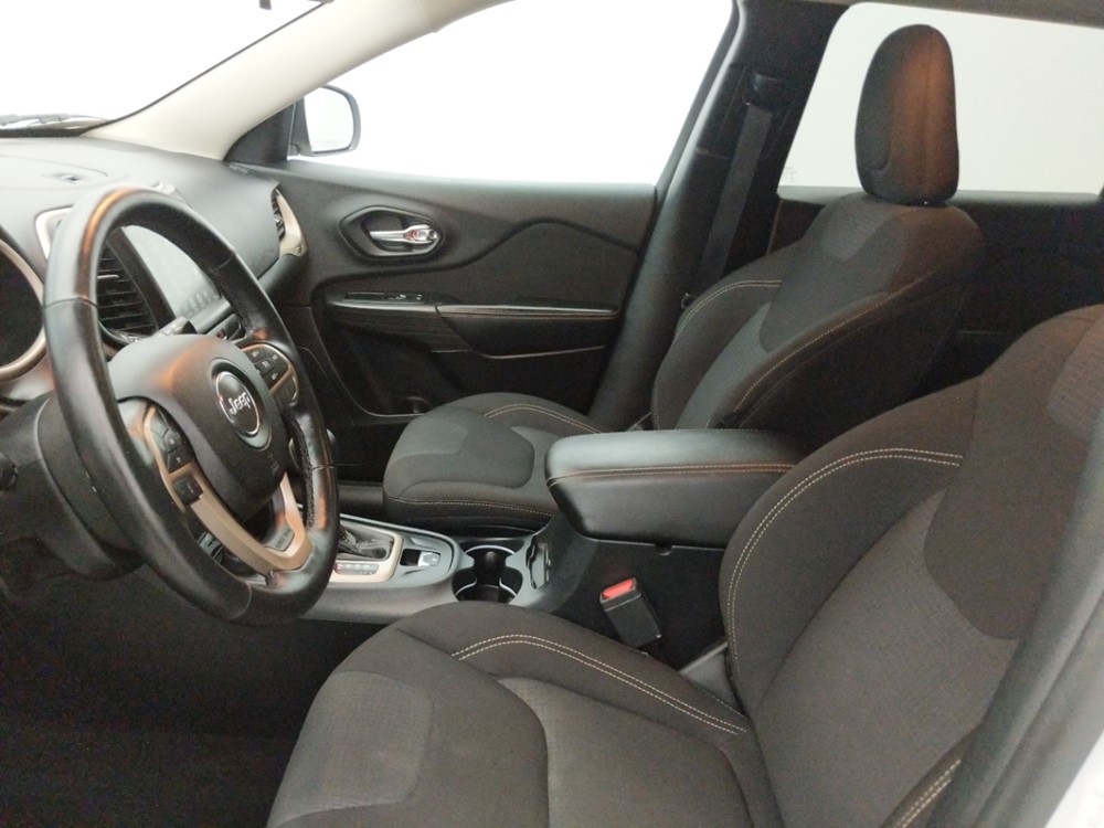 2016 Jeep Cherokee - Driver Front Seat
