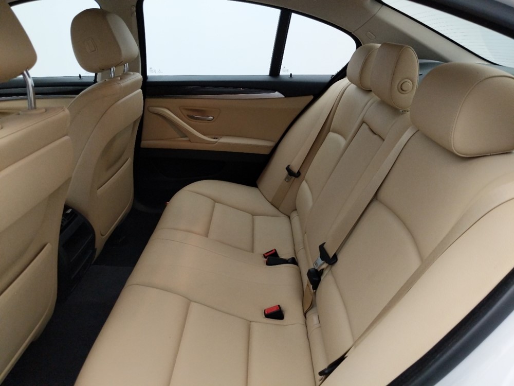 2016 BMW 528i - Driver Rear Seat