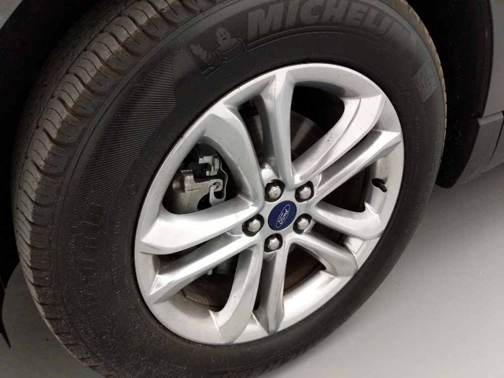 2016 Ford Edge - Wheel