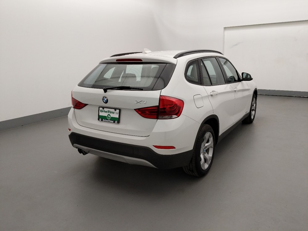 2015 BMW X1 - Passenger Rear Bumper
