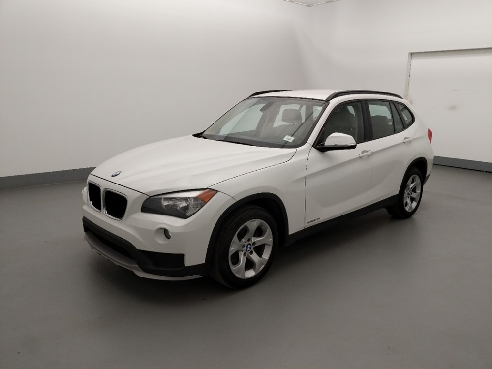 2015 BMW X1 - Driver Front Side
