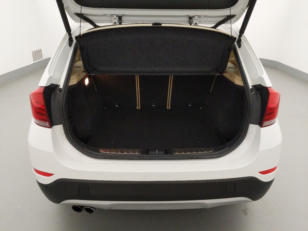 2015 BMW X1 - Trunk