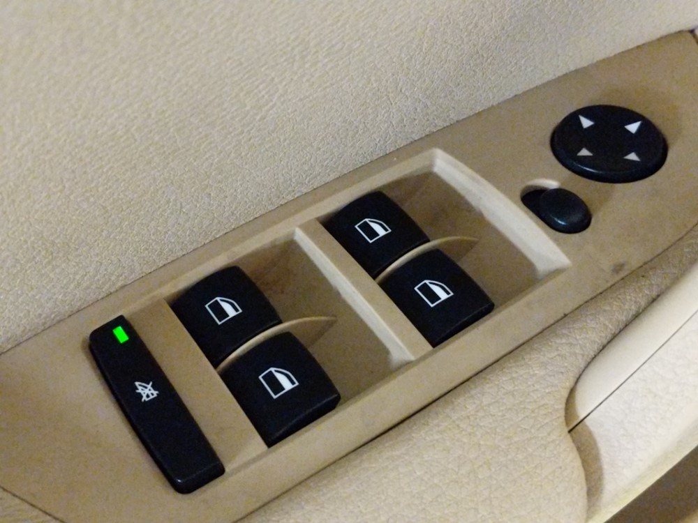 2015 BMW X1 - Driver Power Windows/Lock Control