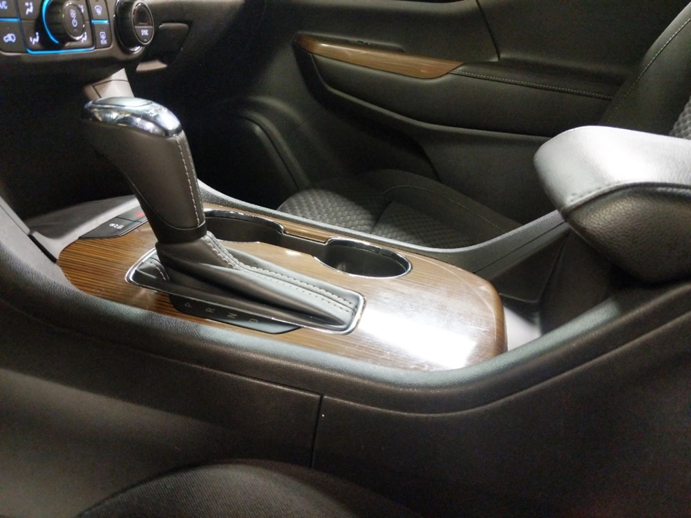 2017 GMC Acadia - Center Console/Cup Holders