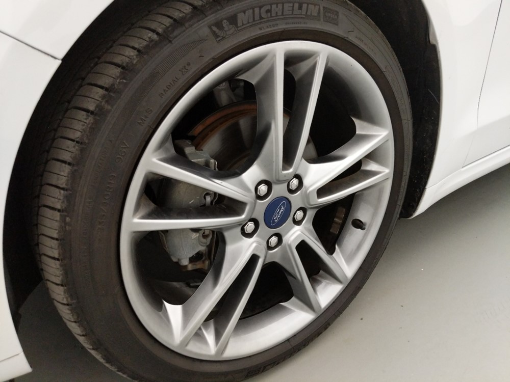 2015 Ford Fusion - Wheel